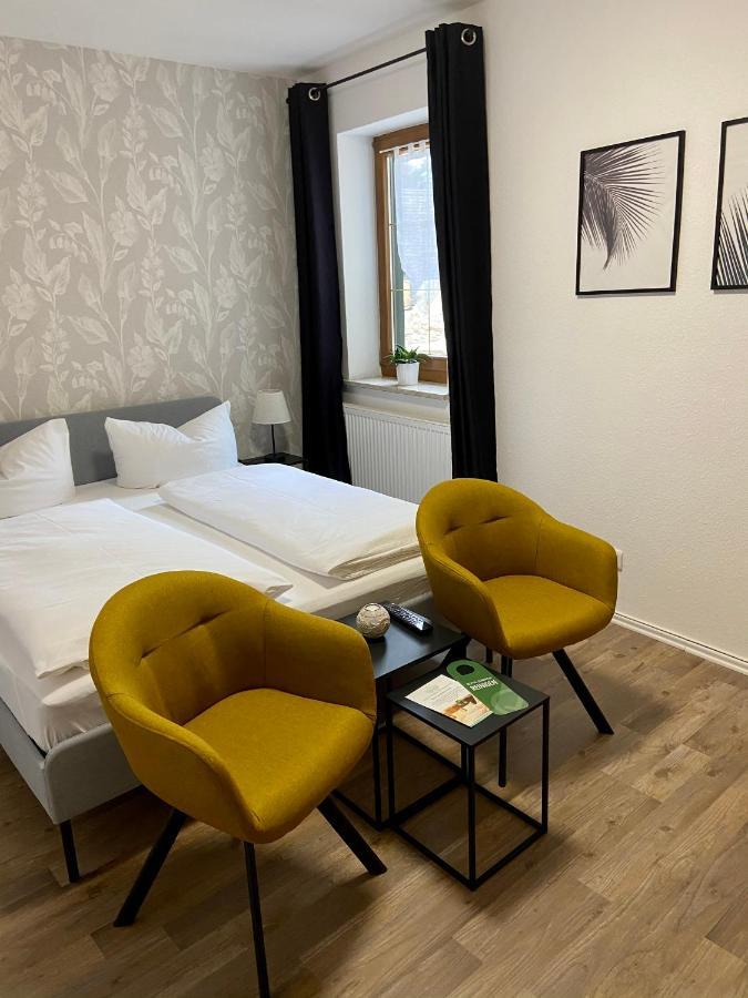 Hotel Garni Zum Rebstock Naumburg  Exterior foto