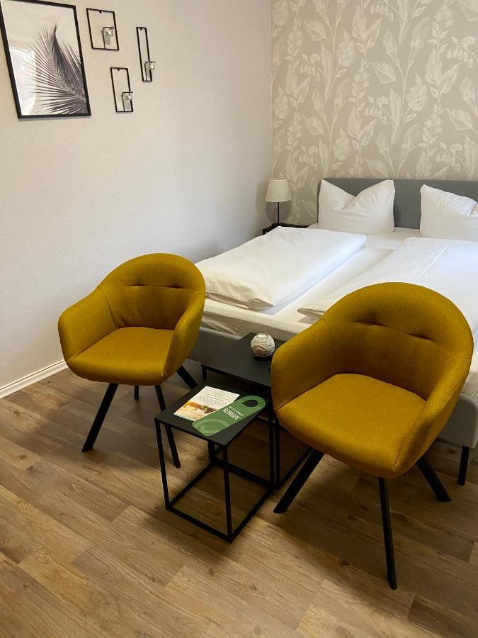 Hotel Garni Zum Rebstock Naumburg  Exterior foto